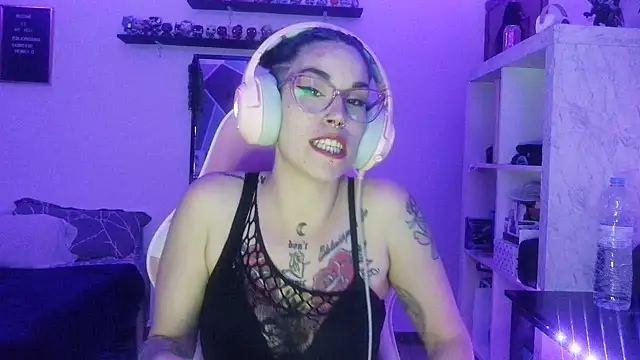 blackrose1997 online show from 11, 5, 2026