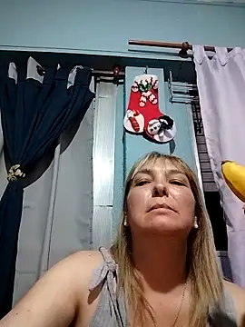 Snapshot of FrockedSwag chatting on 7, 1, 2026 FrockedSwag online show from 7, 1, 2026