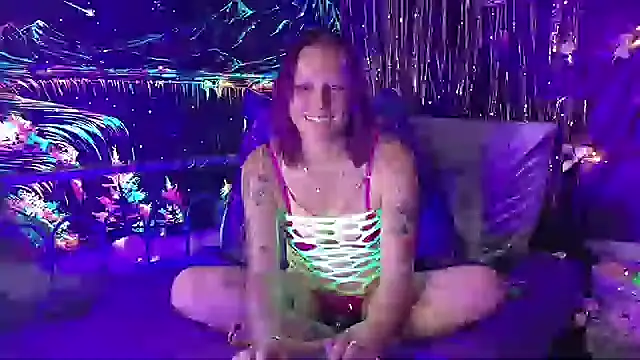Snapshot of Freckleangel69 chatting on 30, 5, 2026 Freckleangel69 online show from 30, 5, 2026