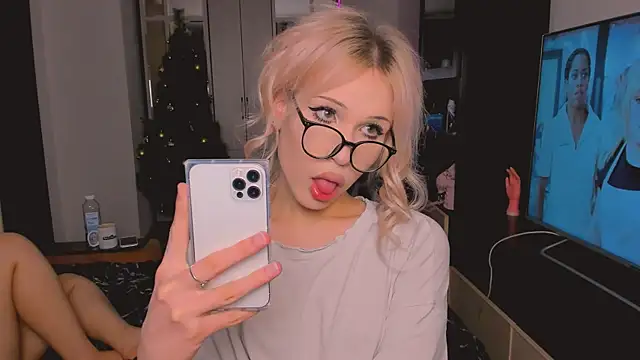 Snapshot of kbshyyy chatting on 7, 1, 2026 kbshyyy online show from 7, 1, 2026