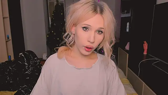 Snapshot of kbshyyy chatting on 8, 1, 2026 kbshyyy online show from 8, 1, 2026