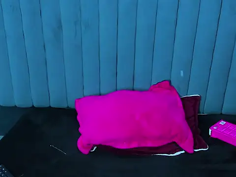 ScarlethJonz online show from 24, 3, 2026