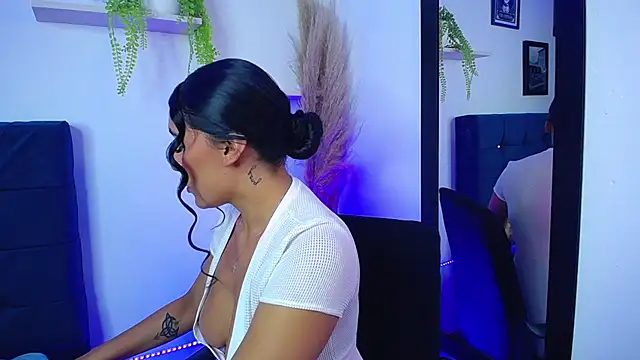 Jul honeyy online show from 16, 12, 2025