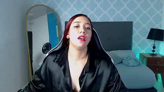 lia violetta online show from 16, 12, 2025