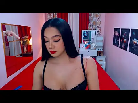 Snapshot of UrScreenGoddess chatting on 14, 7, 2026 UrScreenGoddess online show from 14, 7, 2026