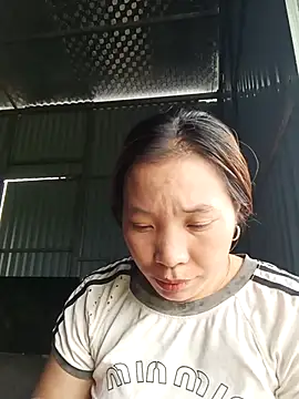 Evelyn-n online show from 2, 4, 2026