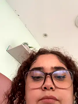 Snapshot of candybomb chatting on 5, 1, 2026 candybomb online show from 5, 1, 2026