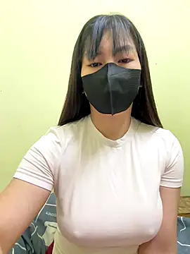 Snapshot of MintShow18 chatting on 19, 12, 2025 MintShow18 online show from 19, 12, 2025