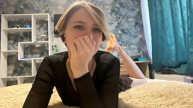 Snapshot of StephanieHilz chatting on 20, 12, 2025 StephanieHilz online show from 20, 12, 2025