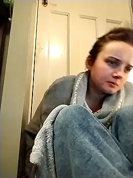 Amy01112 online show from 6, 2, 2026