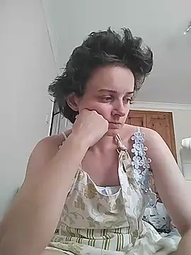 Amy01112 online show from 21, 6, 2026