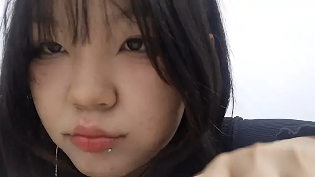 MeowMiaMeow online show from 2, 12, 2025