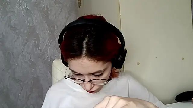 LinaWatter online show from 4, 12, 2025