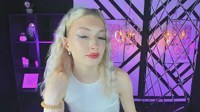 Anora Less online show from 22, 12, 2025