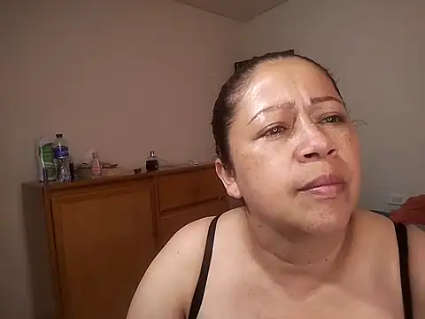 pamela 08 online show from 17, 12, 2025