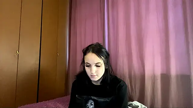 Snapshot of StacyHoyles chatting on 8, 1, 2026 StacyHoyles online show from 8, 1, 2026