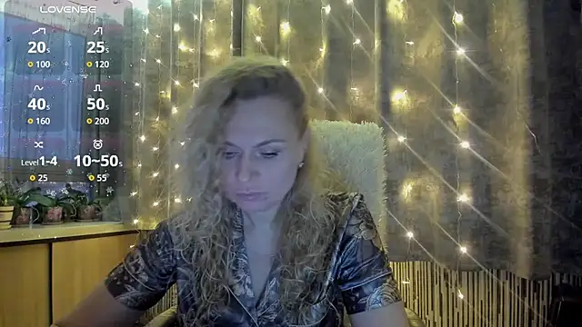 LanaLight x online show from 23, 12, 2025