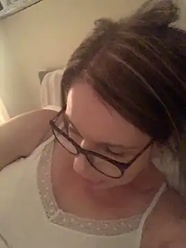 CherryCe online show from 23, 12, 2025