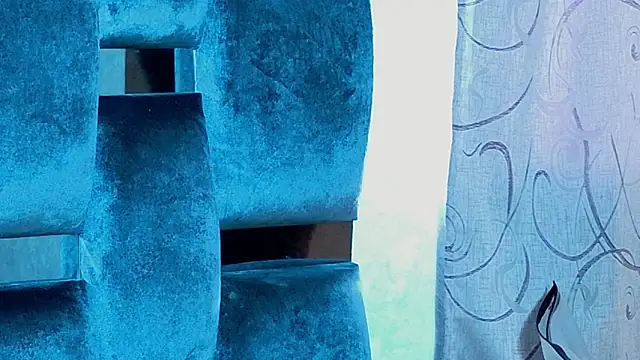 Malenaheaven online show from 2, 12, 2025