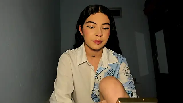 Snapshot of babycherry19 chatting on 3, 12, 2025 babycherry19 online show from 3, 12, 2025