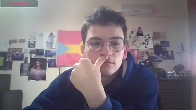 Snapshot of leo_cutie chatting on 18, 2, 2026 leo cutie online show from 18, 2, 2026