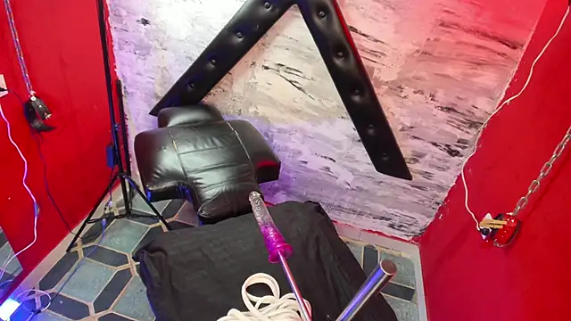 painwithoutpity online show from 5, 2, 2026