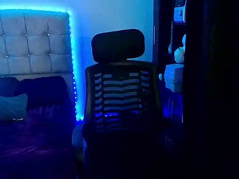 Snapshot of Charlotte_gs_1 chatting on 23, 2, 2026 Charlotte gs 1 online show from 23, 2, 2026