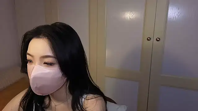 nayomi 34f online show from 16, 12, 2025