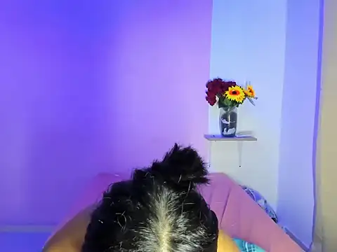 Snapshot of 18teenssexy chatting on 13, 12, 2025 18teenssexy online show from 13, 12, 2025