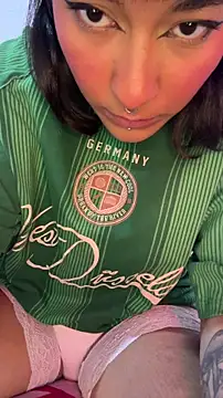 Snapshot of FAIRY__HOTT chatting on 14, 12, 2025 FAIRY HOTT online show from 14, 12, 2025