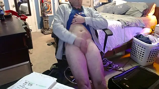 Snapshot of BamaBoi40AL chatting on 8, 1, 2026 BamaBoi40AL online show from 8, 1, 2026