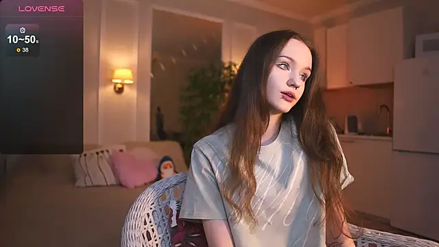 lunaice   online show from 2, 12, 2025