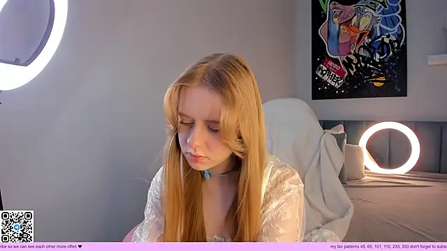 Victori Fox online show from 4, 5, 2026