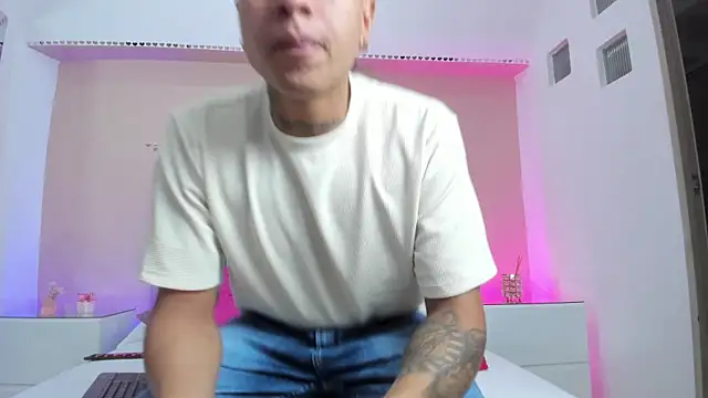 kaylaa sex online show from 15, 1, 2026