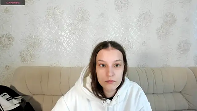 KrisDoeil online show from 7, 5, 2026