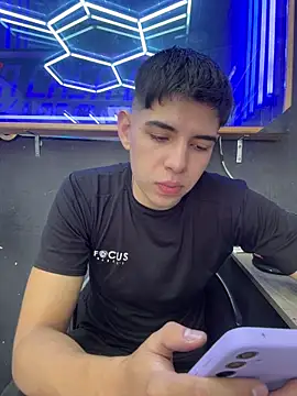 Johan stick online show from 5, 2, 2026