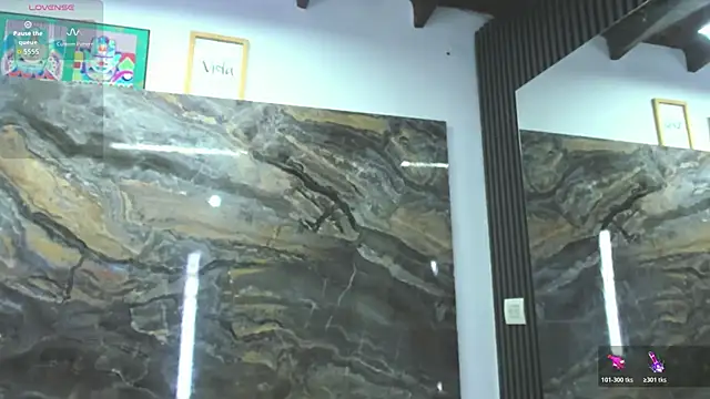 Snapshot of Evy_connor chatting on 17, 12, 2025 Evy connor online show from 17, 12, 2025