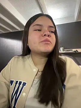 Camila Duarte2 online show from 15, 12, 2025