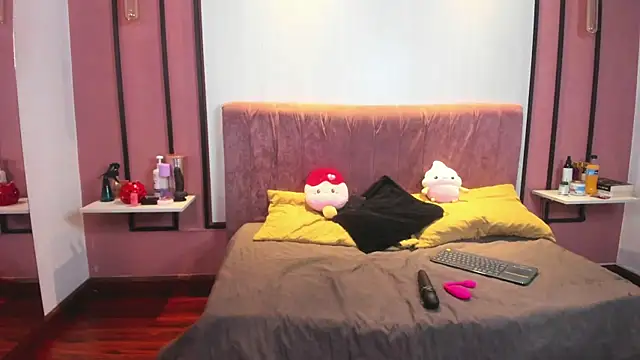 MissSavage  online show from 6, 5, 2026
