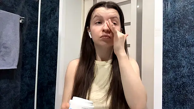 Snapshot of EllieBerrie chatting on 7, 1, 2026 EllieBerrie online show from 7, 1, 2026