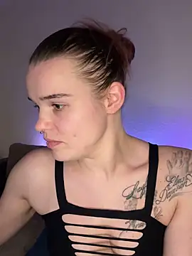 LoreenKinky online show from 22, 12, 2025