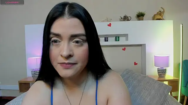 AnikaRomanoff  online show from 8, 5, 2026