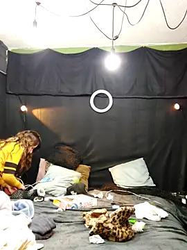 NatyMia online show from 22, 12, 2025