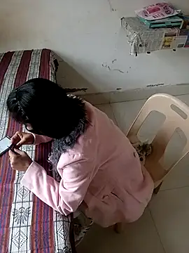 Kavya-collage online show from 15, 12, 2025