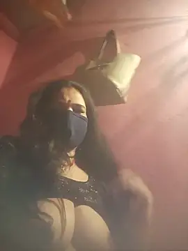 Your-shreya143 online show from 16, 12, 2025