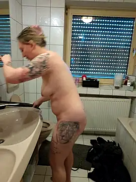 Milas Dreams OF online show from 2, 2, 2026