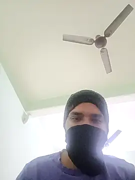 Snapshot of samsexjuice chatting on 15, 12, 2025 samsexjuice online show from 15, 12, 2025