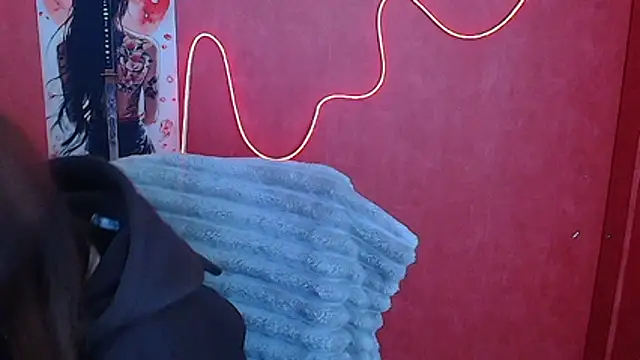 Lilu May online show from 9, 2, 2026