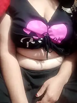 Snapshot of hottyrose69 chatting on 21, 12, 2025 hottyrose69 online show from 21, 12, 2025