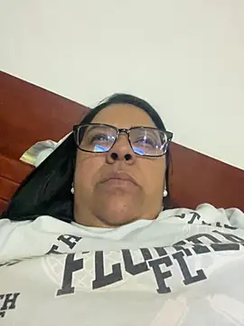 Snapshot of Carameloswing1 chatting on 9, 2, 2026 Carameloswing1 online show from 9, 2, 2026